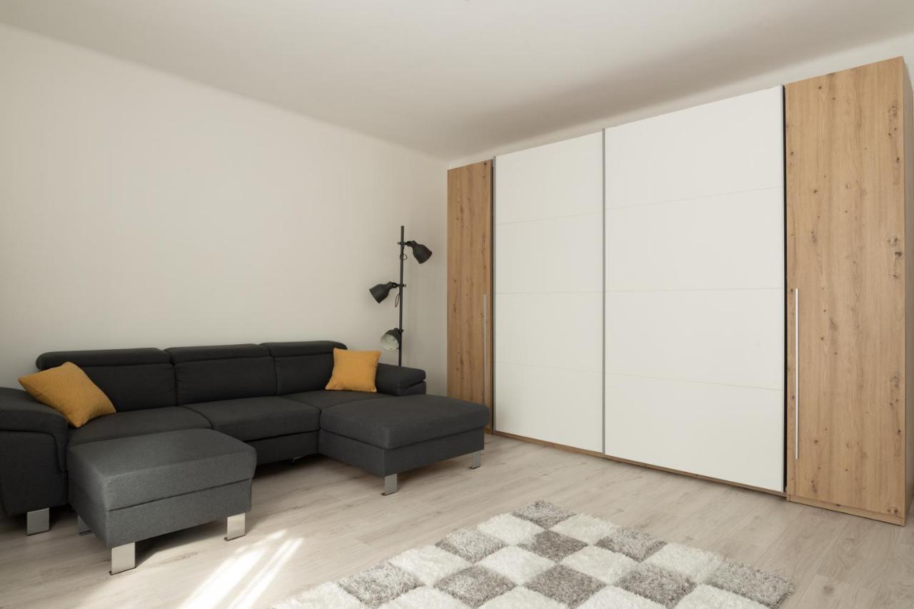 Smart Square With Free Parking Debrecen Exterior foto